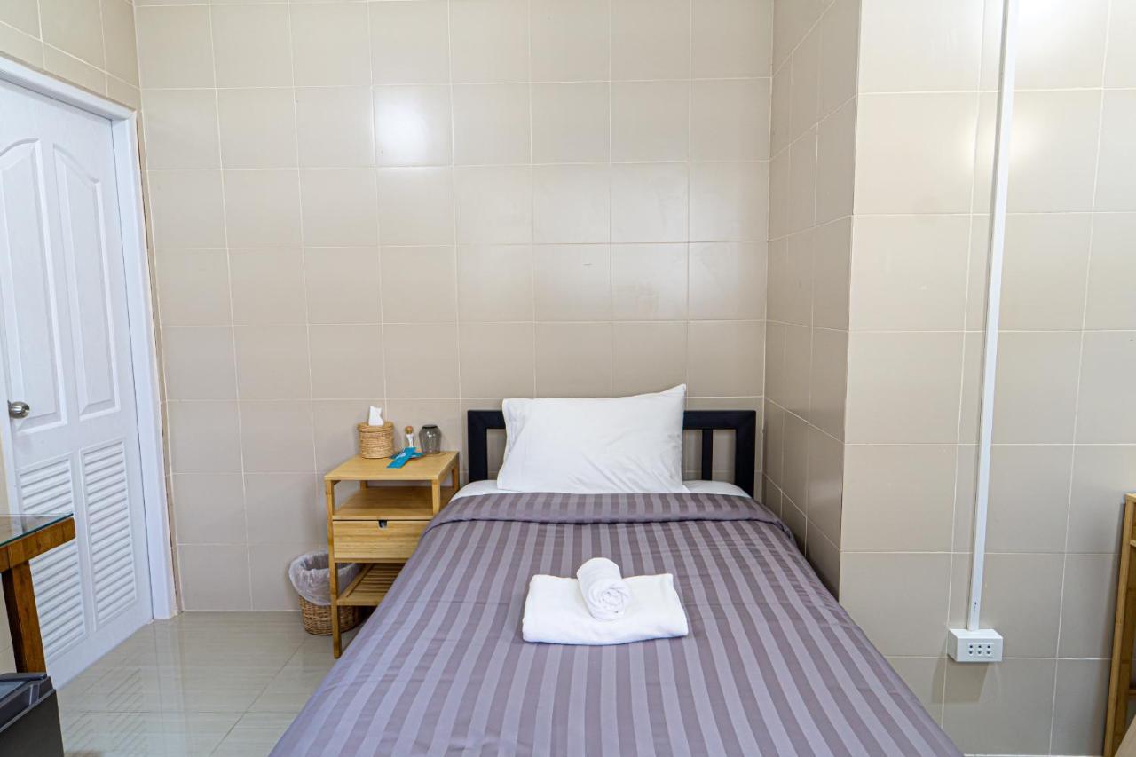 בנגקוק Lo-Ha Guest House, Contactless Check-In מראה חיצוני תמונה